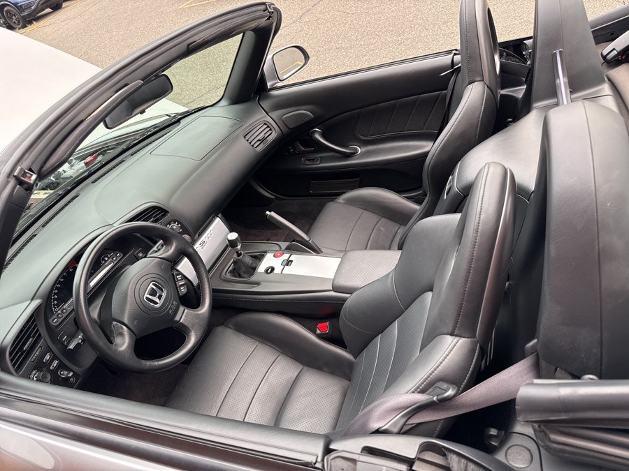 Used 2004 Honda S2000 image 51