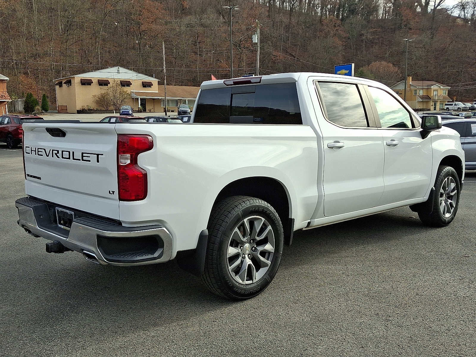Used 2021 Chevrolet Silverado 1500 LT image 7