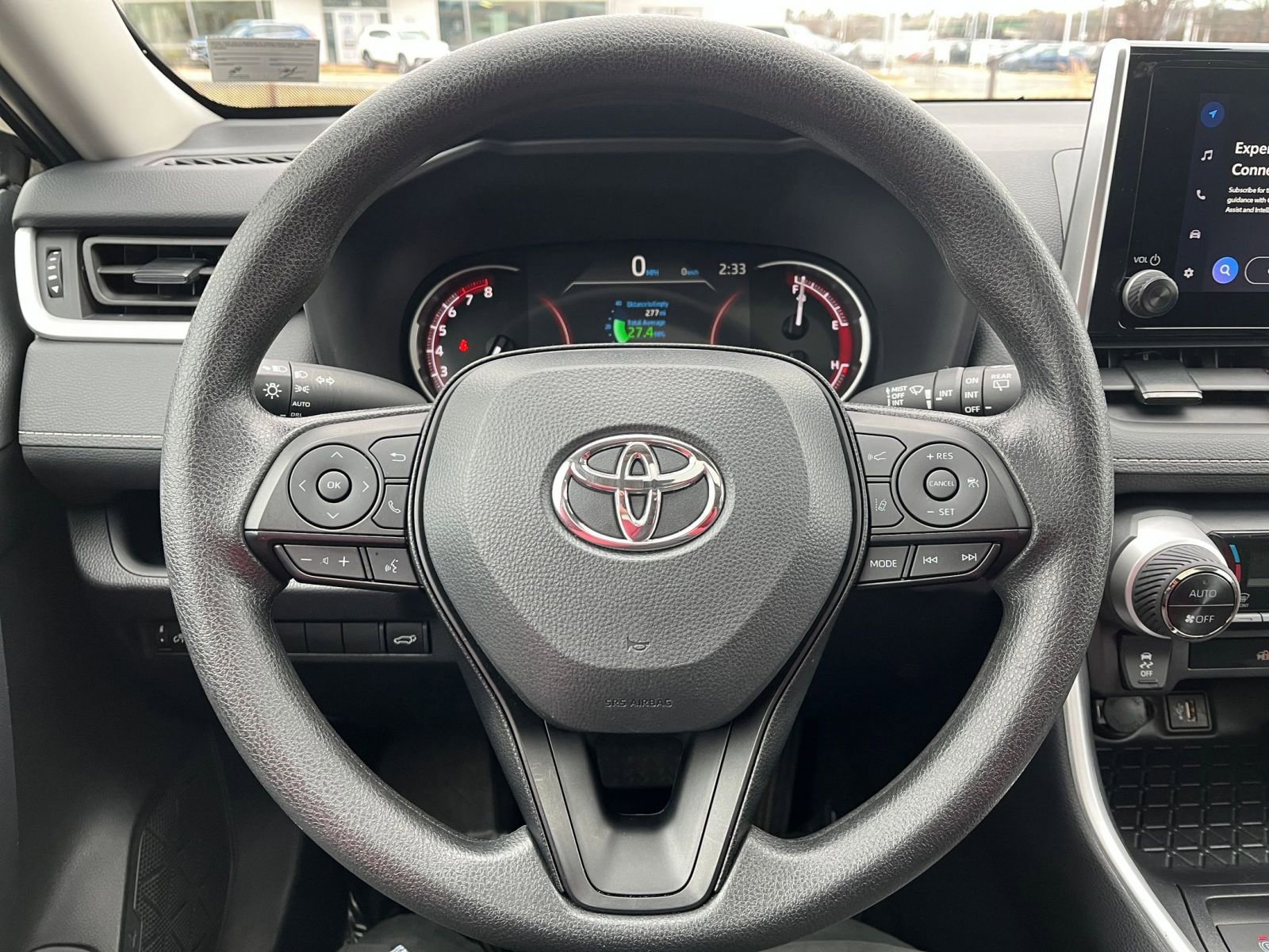 Used 2025 Toyota RAV4 XLE image 28