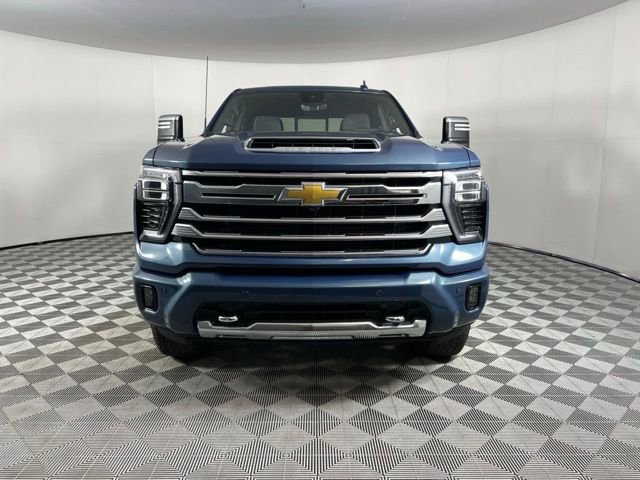 Used 2024 Chevrolet Silverado 3500 High Country w/ Technology Package image 8