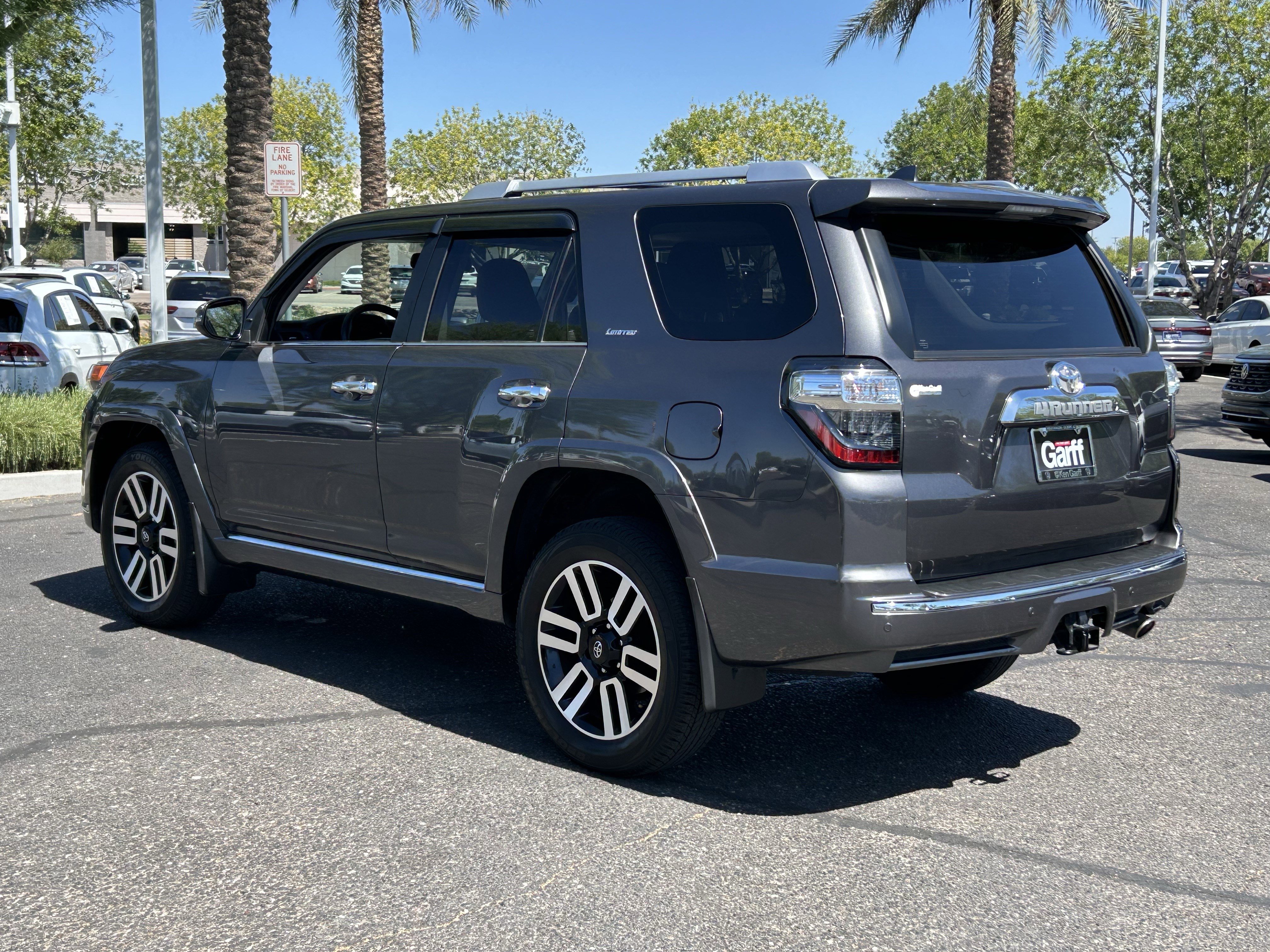 Used 2022 Toyota 4Runner Limited AWD/4WD image 3