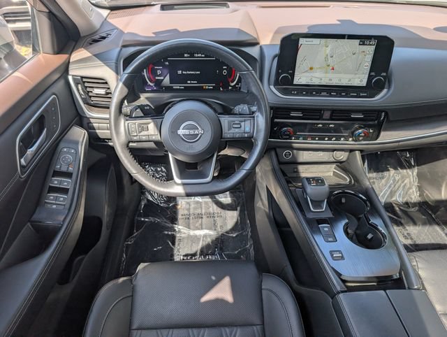 Used 2023 Nissan Rogue Platinum w/ Platinum Premium Package FWD image 18