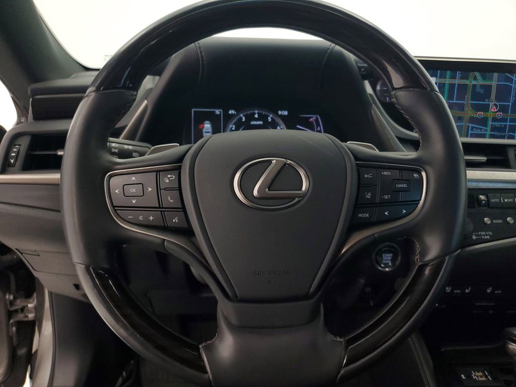 Used 2019 Lexus ES 350 w/ Premium Package image 16