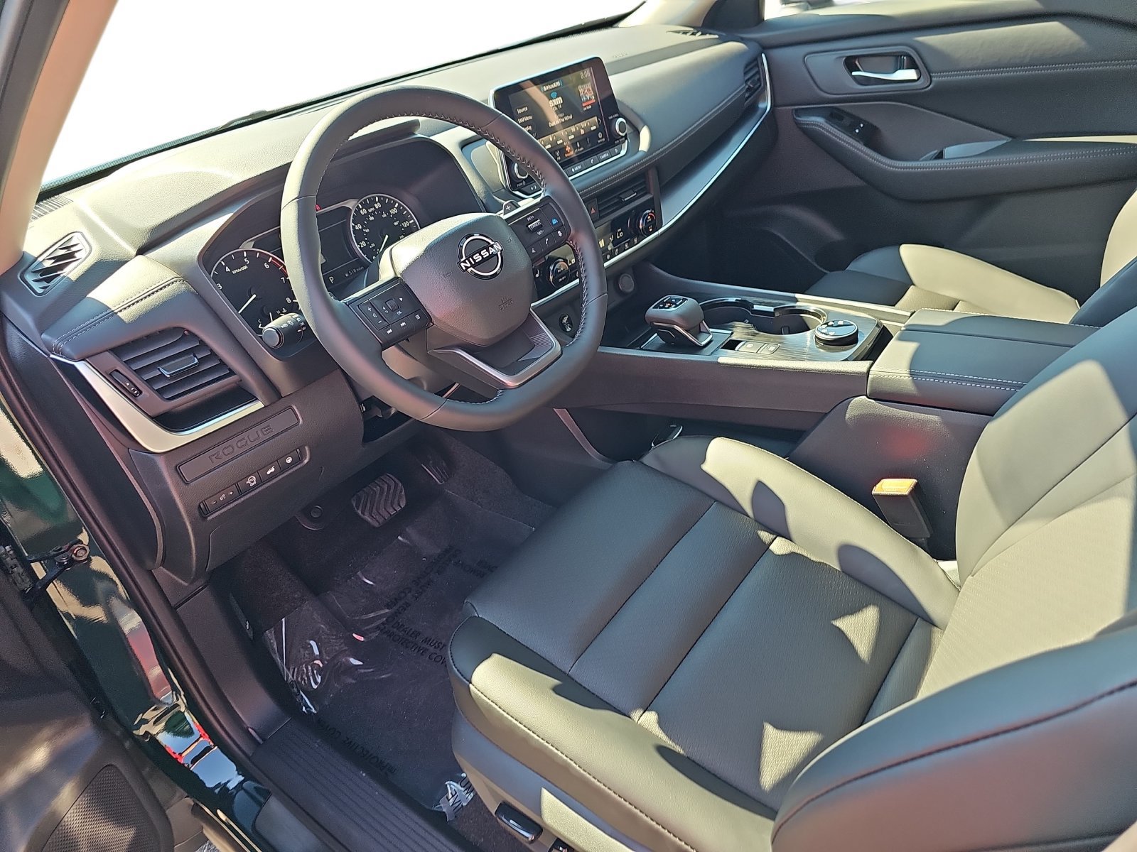 New 2027 Nissan Rogue Dark Armor AWD/4WD image 16