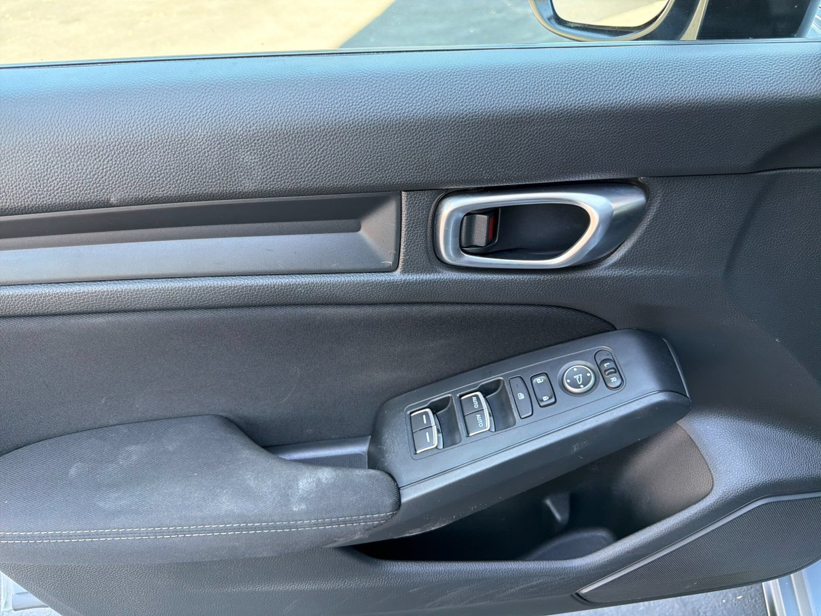 Used 2023 Honda Civic Sport image 10