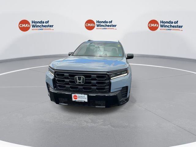 New 2026 Honda Pilot Sport image 4