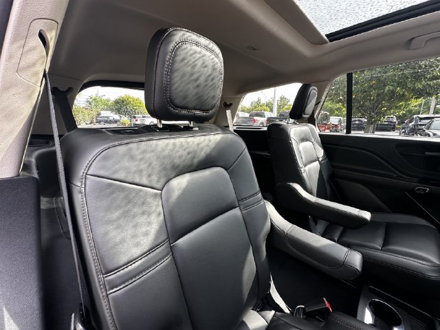Certified 2023 Lincoln Aviator AWD w/ Premium Package image 38