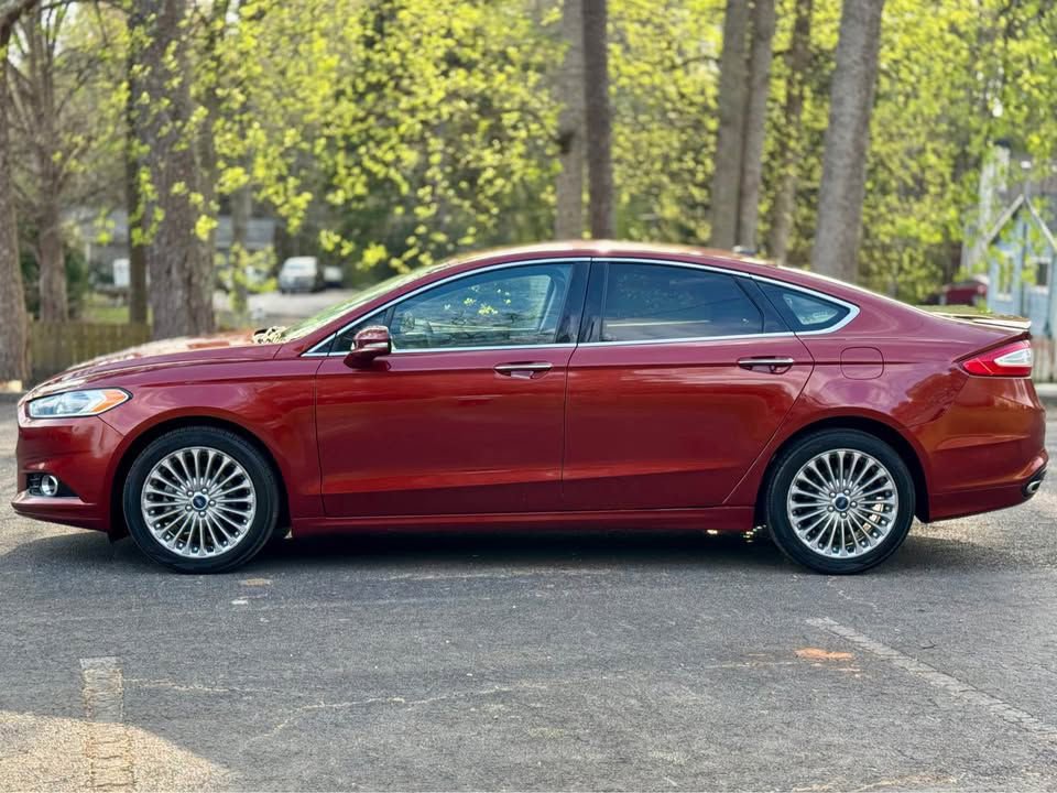 Used 2014 Ford Fusion Titanium image 4