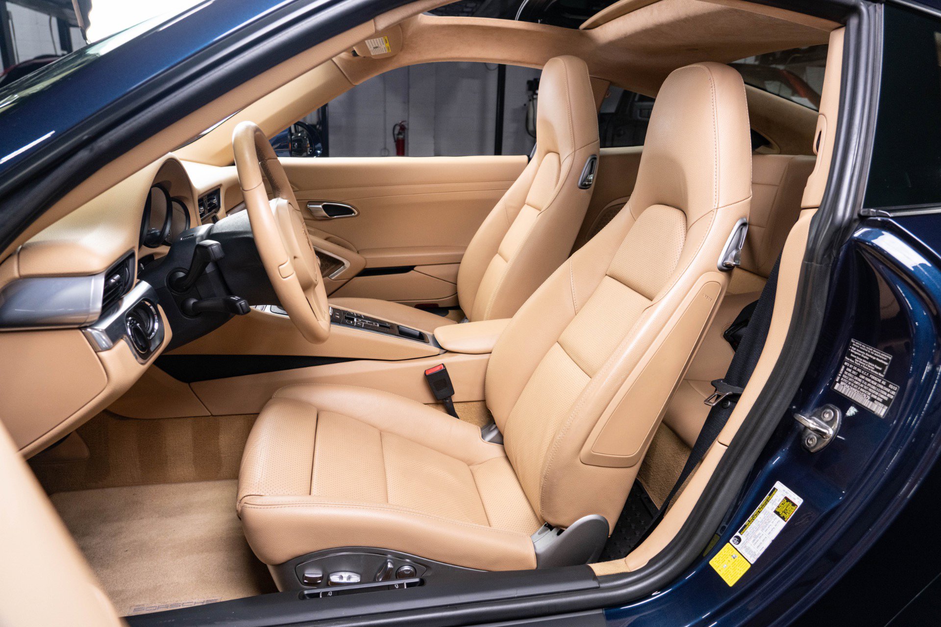 Used 2013 Porsche 911 Carrera image 40