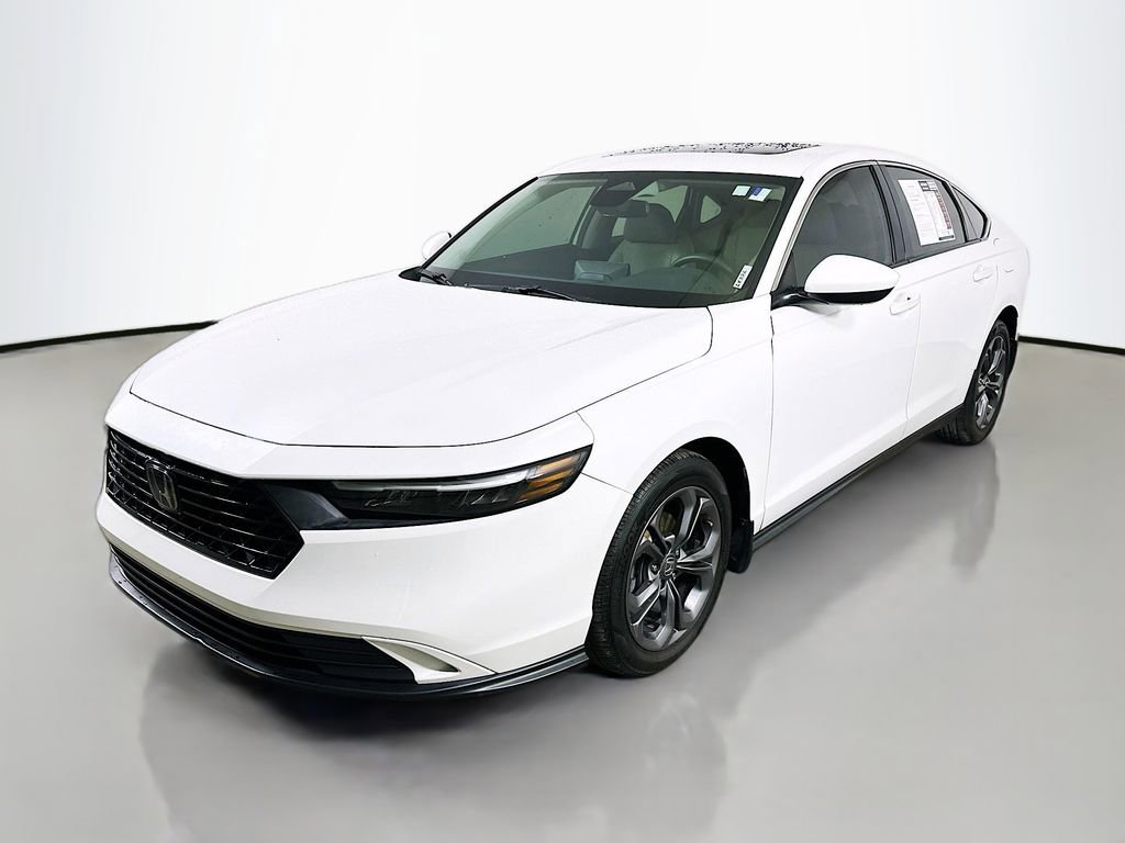 Used 2023 Honda Accord EX image 3