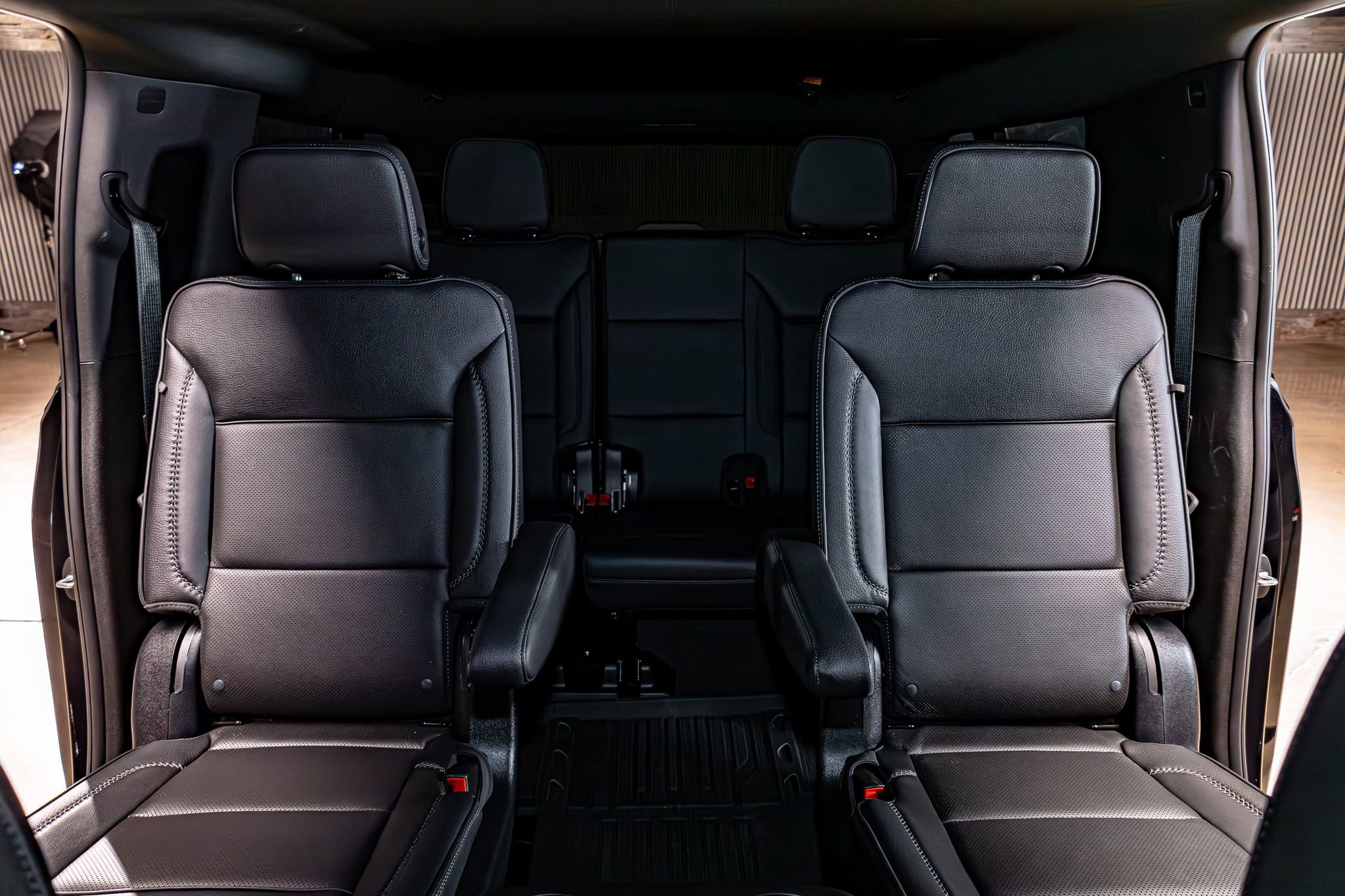 Used 2024 GMC Yukon XL Denali w/ Denali Reserve Package image 24