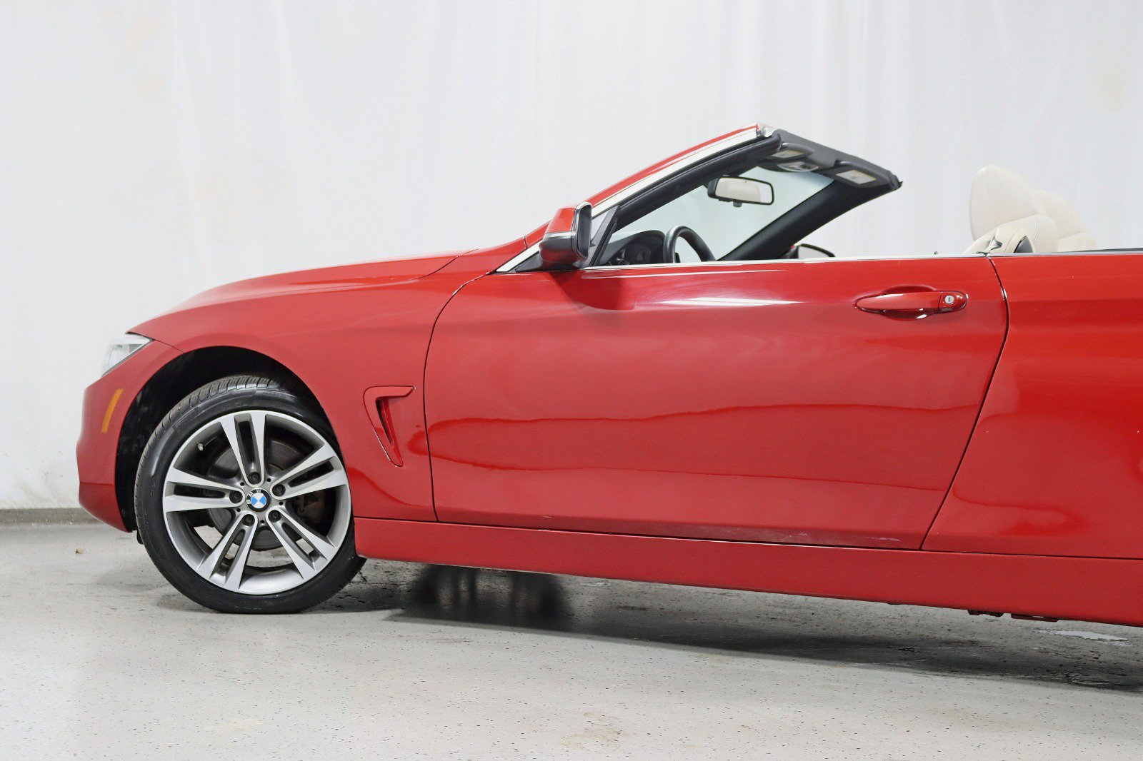 Used 2017 BMW 430i xDrive Convertible AWD/4WD image 10