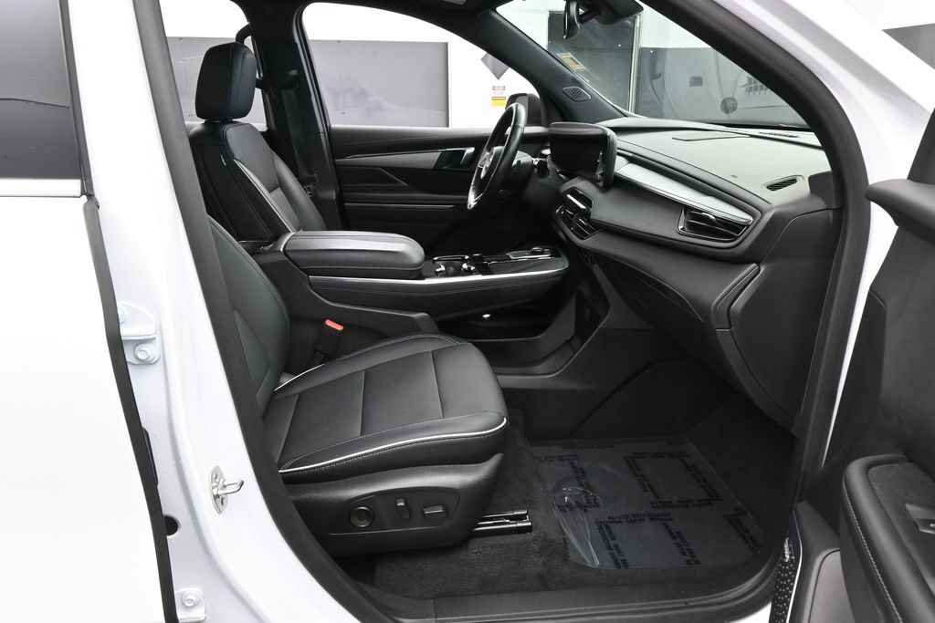 Used 2026 Buick Enclave Preferred w/ LPO, Floor Liner Package FWD image 48