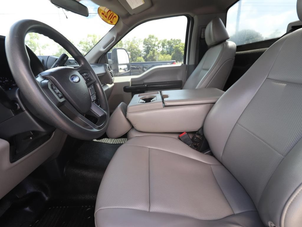 Certified 2022 Ford F250 XL RWD image 2