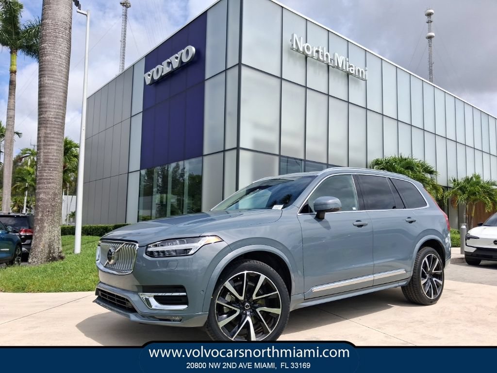 Used 2023 Volvo XC90 B5 Plus w/ Protection Package Premier