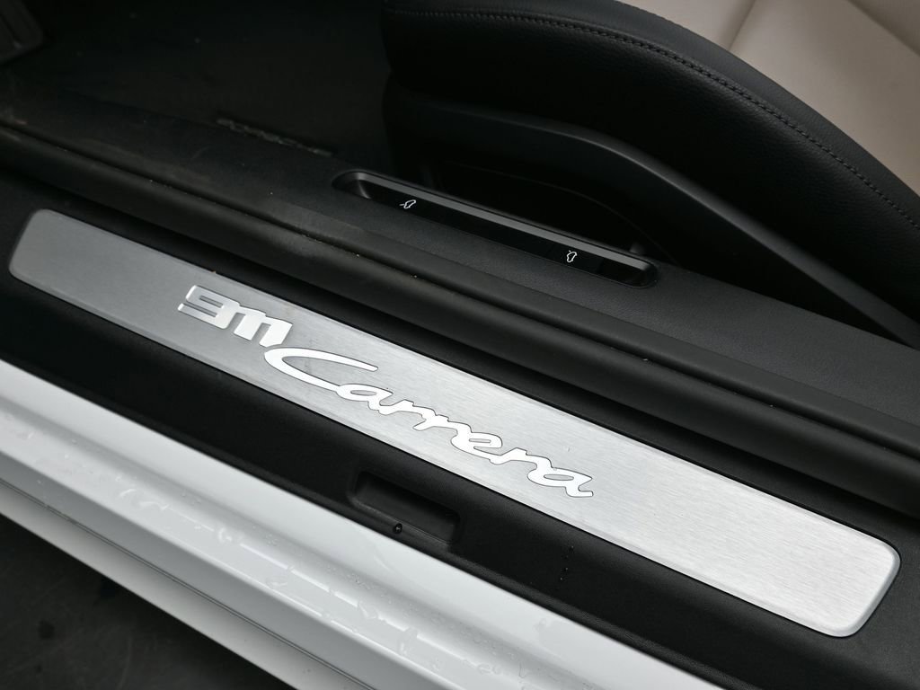Certified 2025 Porsche 911 Carrera image 14