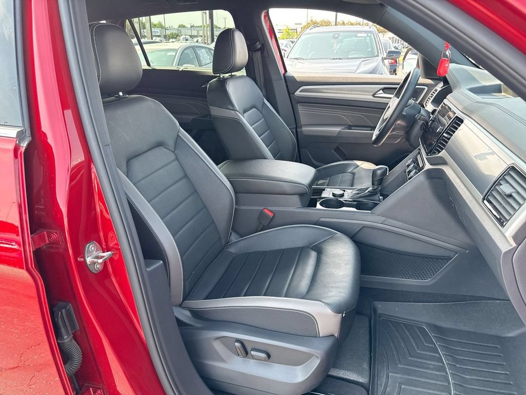 Used 2021 Volkswagen Atlas Cross Sport SEL Premium AWD/4WD image 25
