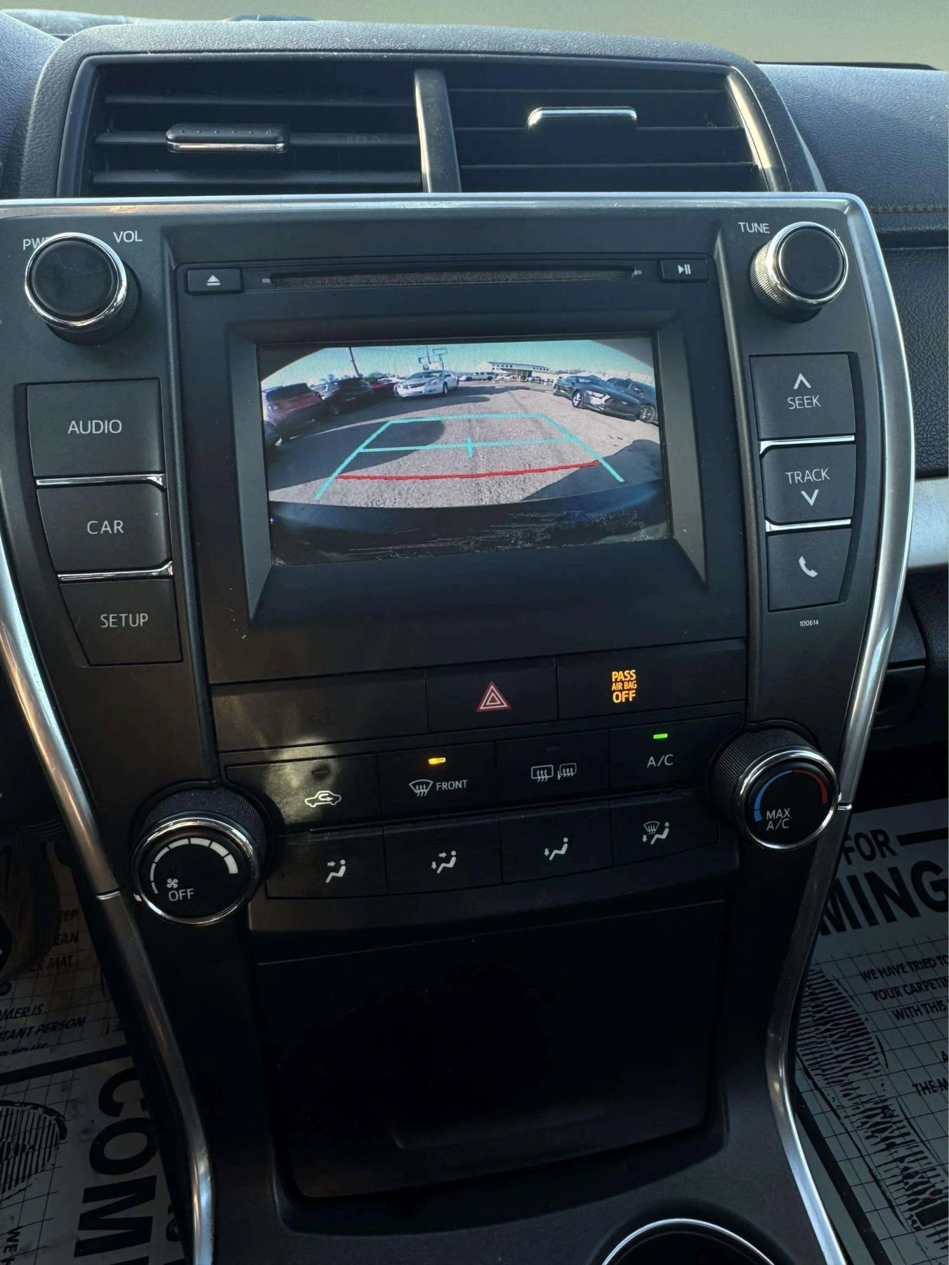Used 2017 Toyota Camry SE image 15