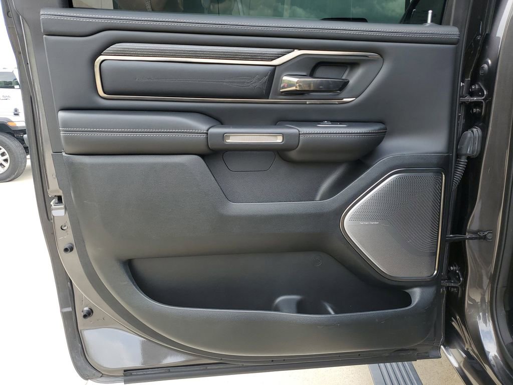 Used 2021 RAM 1500 Limited w/ Night Edition image 15