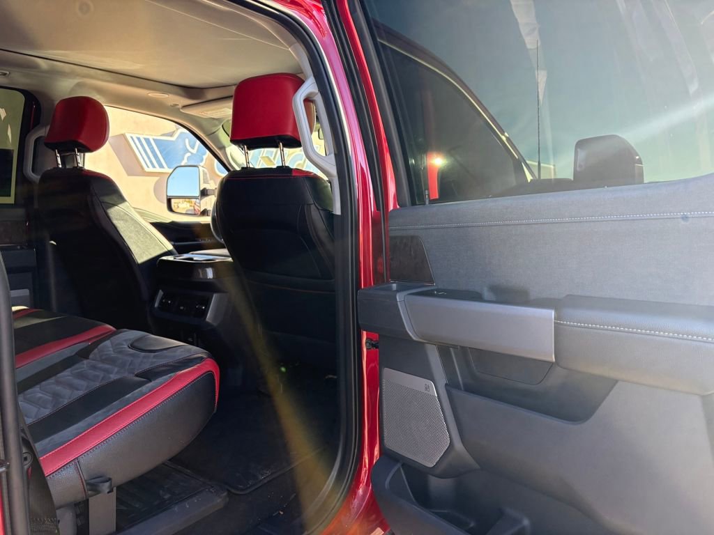 Used 2024 Ford F250 Lariat w/ Lariat Ultimate Package image 31