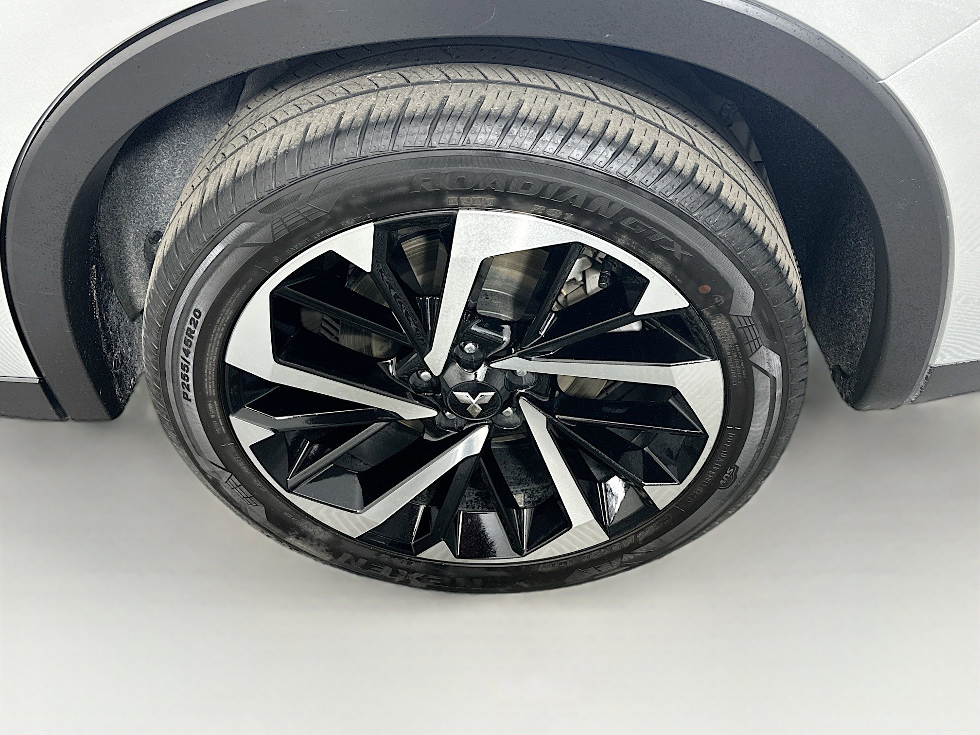 Used 2024 Mitsubishi Outlander SE image 11