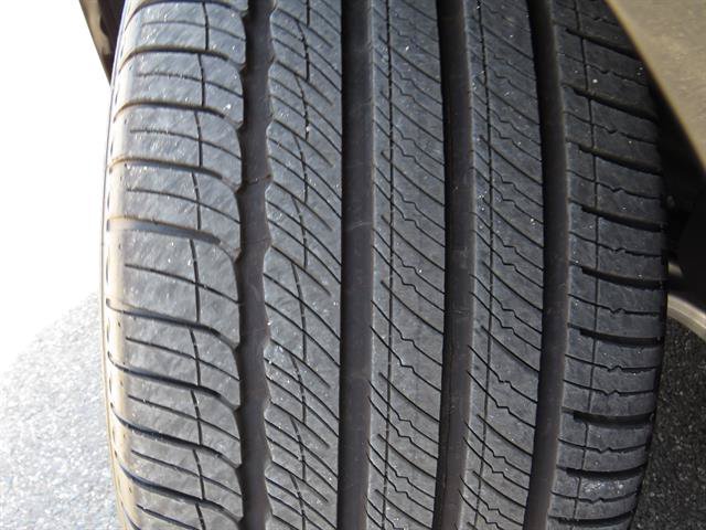 Used 2026 Mercedes-Benz GLE 450 4MATIC w/ Winter Package image 25