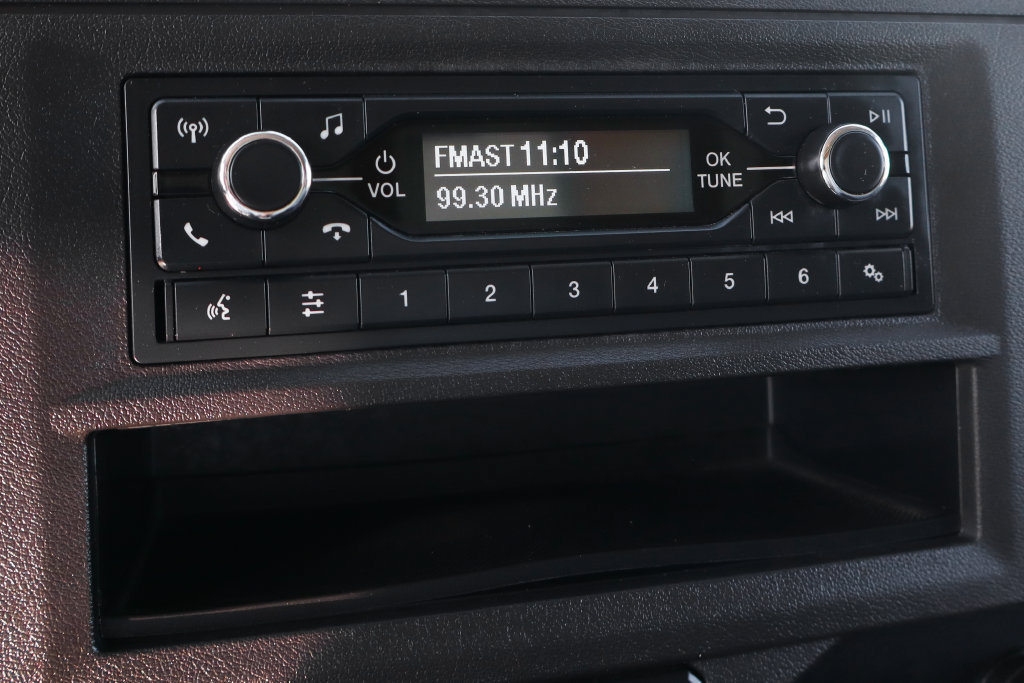 Used 2024 Ford E-450 and Econoline 450 Super Duty w/ Power Windows & Locks Group RWD image 33
