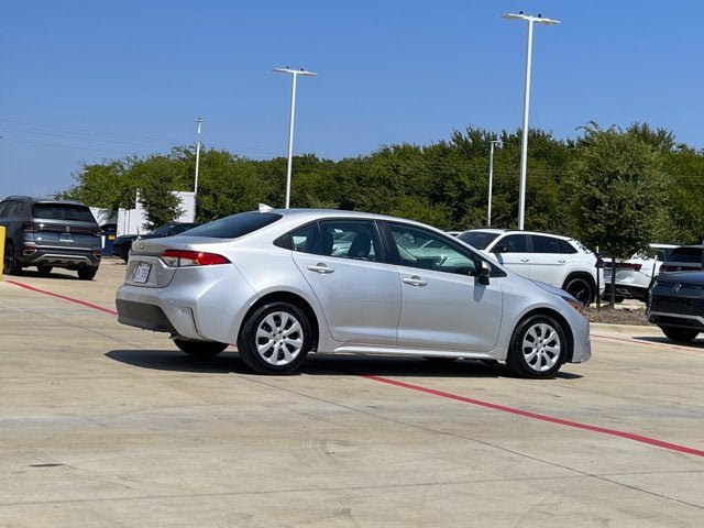 Used 2024 Toyota Corolla LE FWD image 10