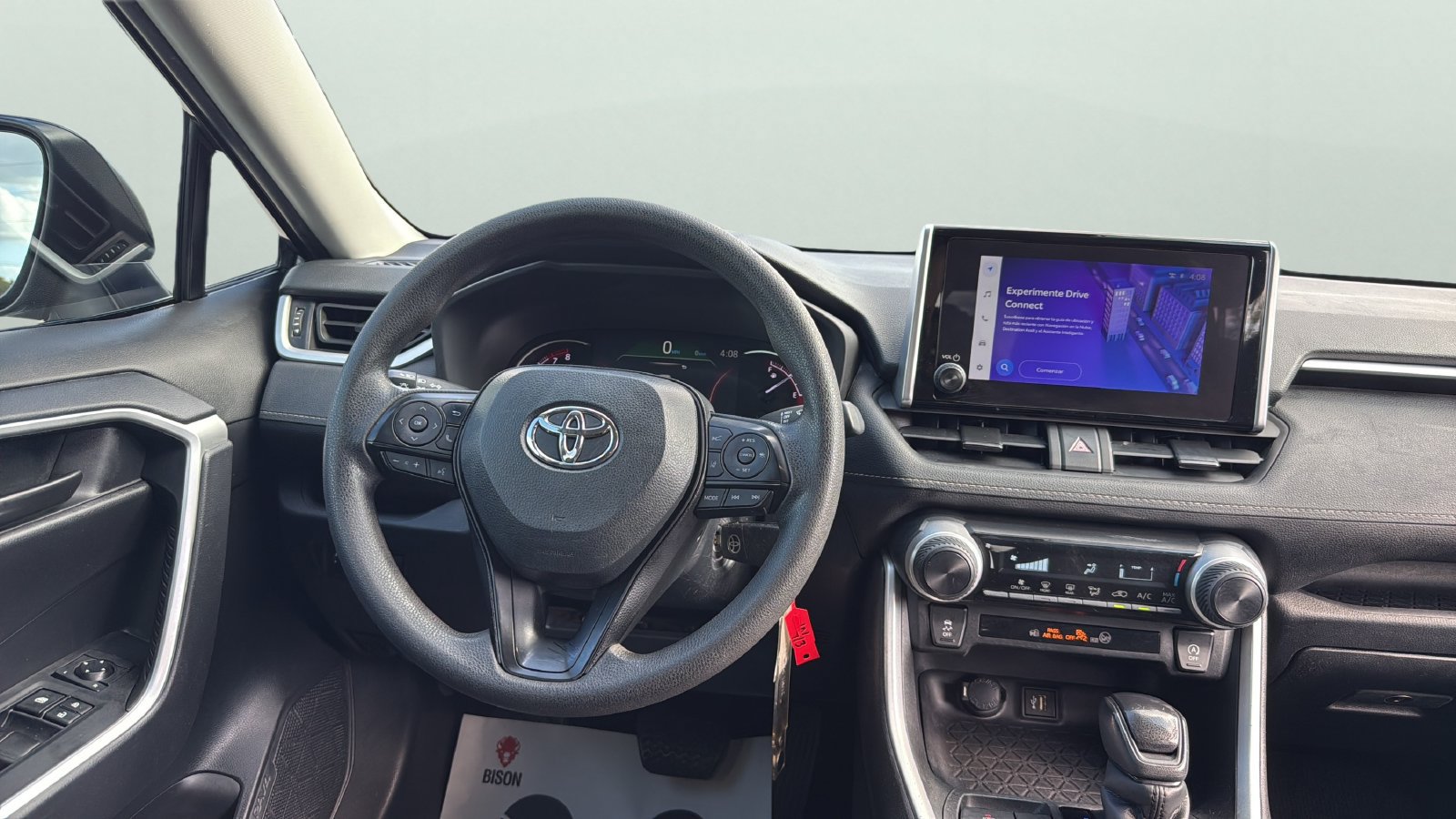 Used 2024 Toyota RAV4 LE FWD image 6