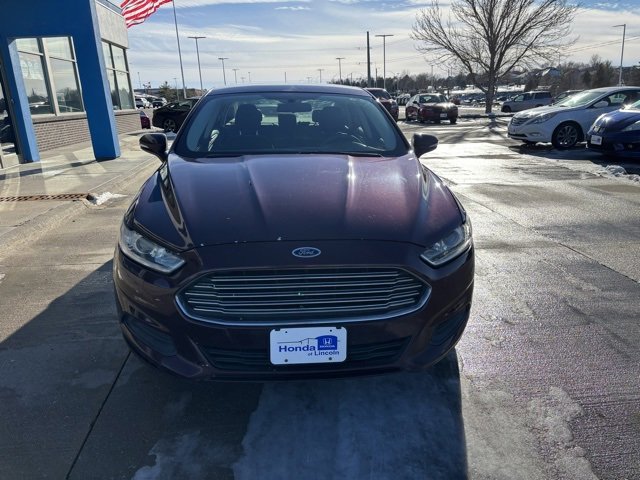 Used 2013 Ford Fusion SE image 2