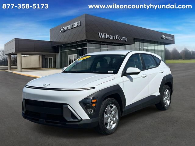 Certified 2025 Hyundai Kona SE image 1