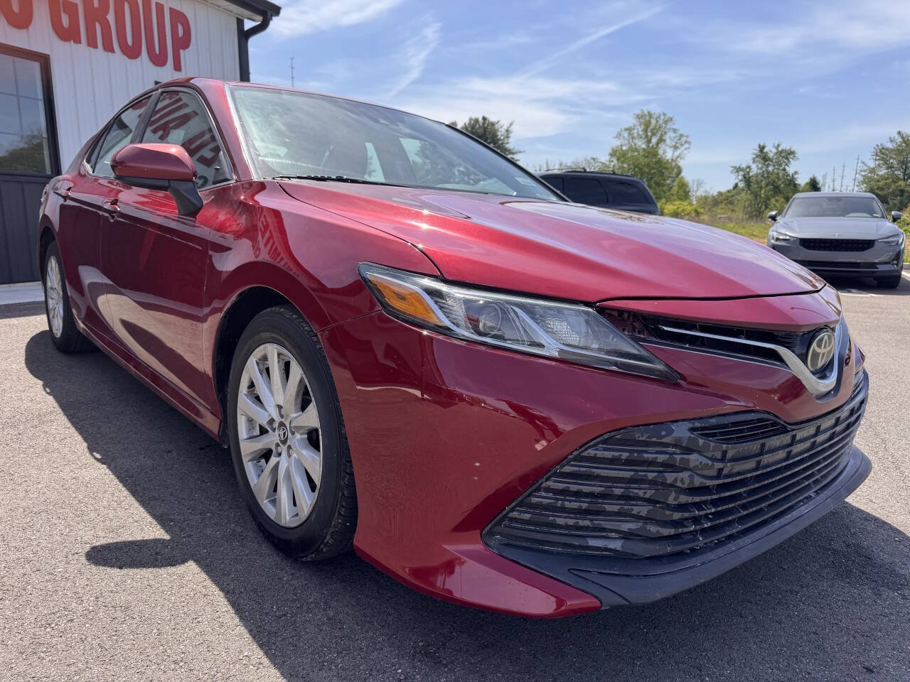 Used 2020 Toyota Camry LE FWD image 4