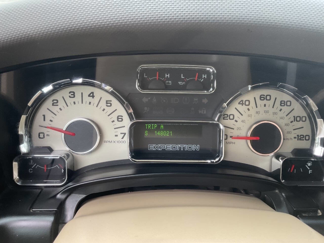 Used 2014 Ford Expedition EL XLT w/ Equipment Group 202A image 20