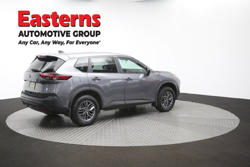Used 2023 Nissan Rogue S AWD/4WD image 43