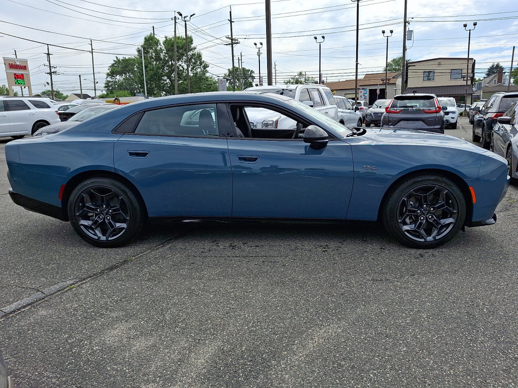 New 2026 Dodge Charger R/T AWD/4WD image 4