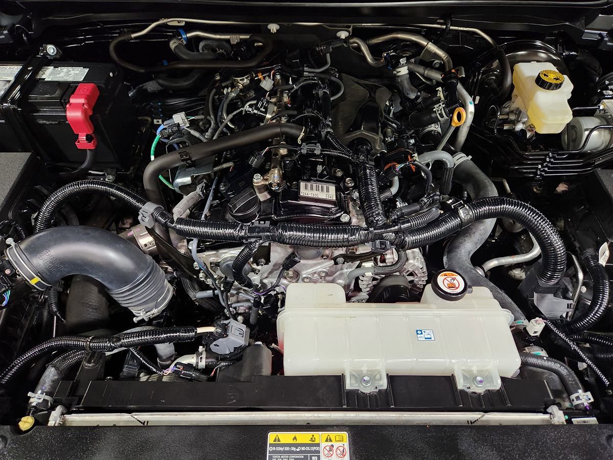 Used 2024 Toyota Tacoma TRD Off-Road AWD/4WD image 52