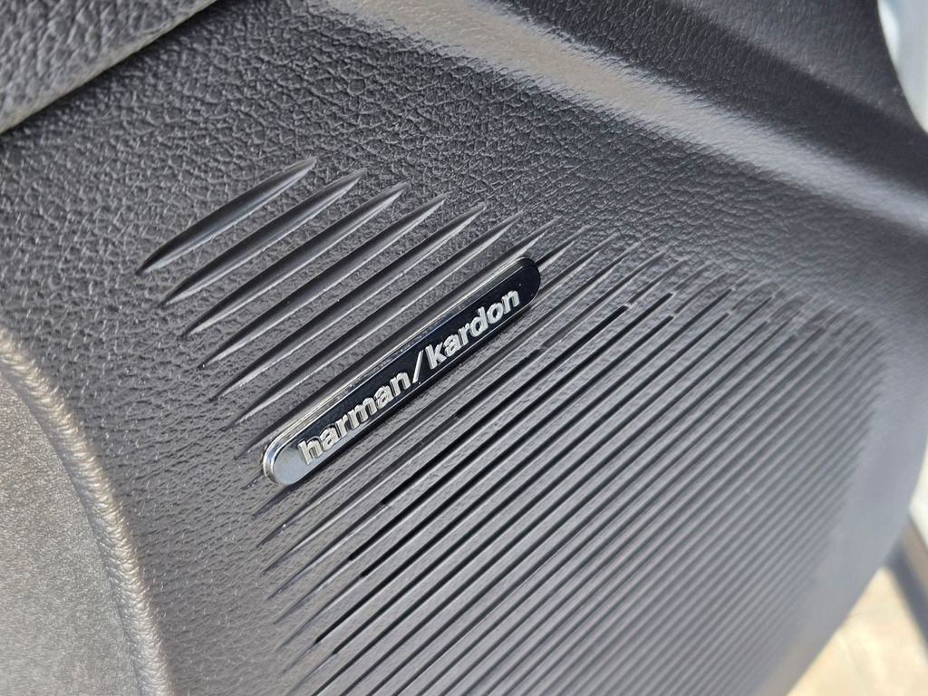 Used 2019 Dodge Challenger SRT Hellcat Redeye image 13