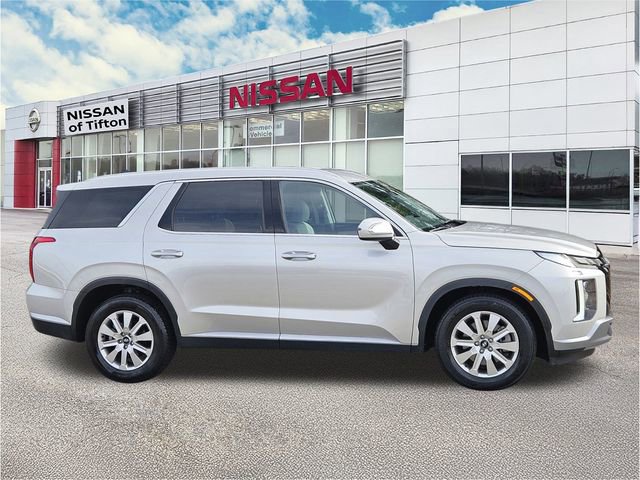 Used 2024 Hyundai Palisade SEL FWD image 3