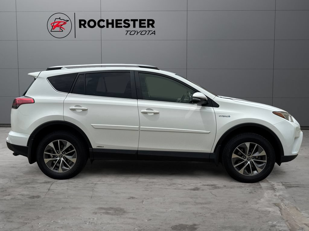 Certified 2018 Toyota RAV4 LE w/ Protection Package AWD/4WD image 6
