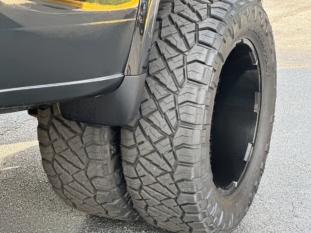 New 2026 GMC Sierra 3500 Denali Ultimate AWD/4WD image 25