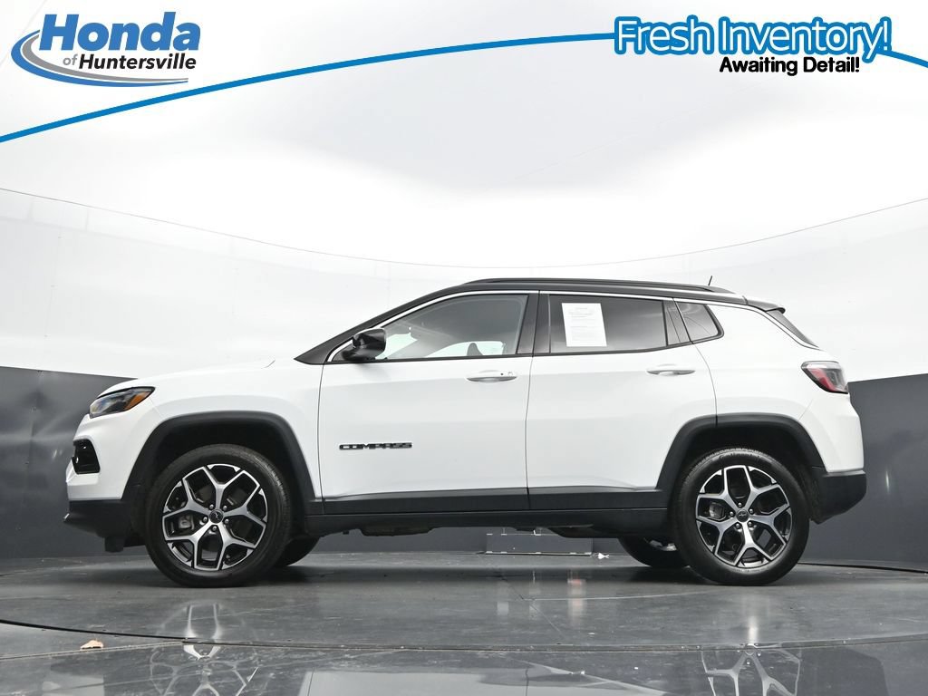 Used 2025 Jeep Compass Limited AWD/4WD image 30