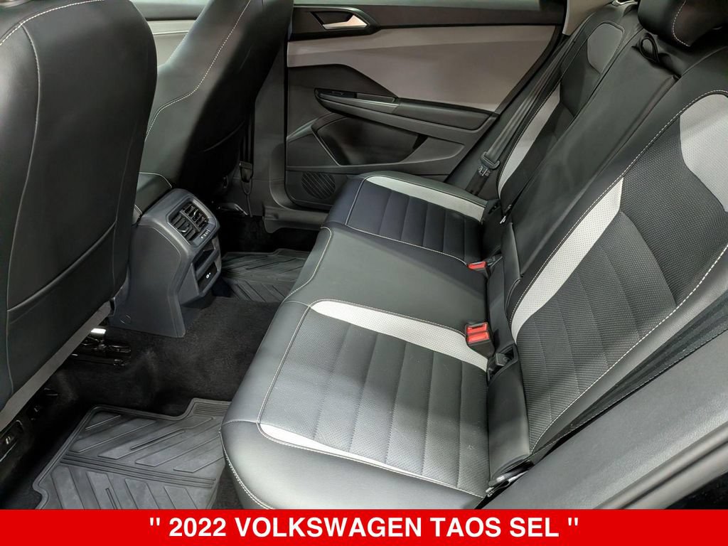 Used 2022 Volkswagen Taos SEL w/ Panoramic Sunroof Package AWD/4WD image 31