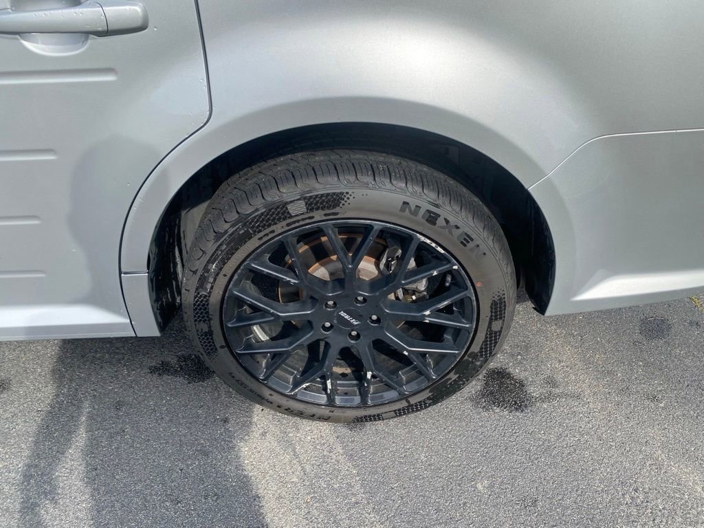 Used 2019 Ford Flex SE FWD image 30