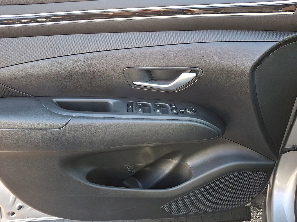 Used 2023 Hyundai Tucson Blue image 12