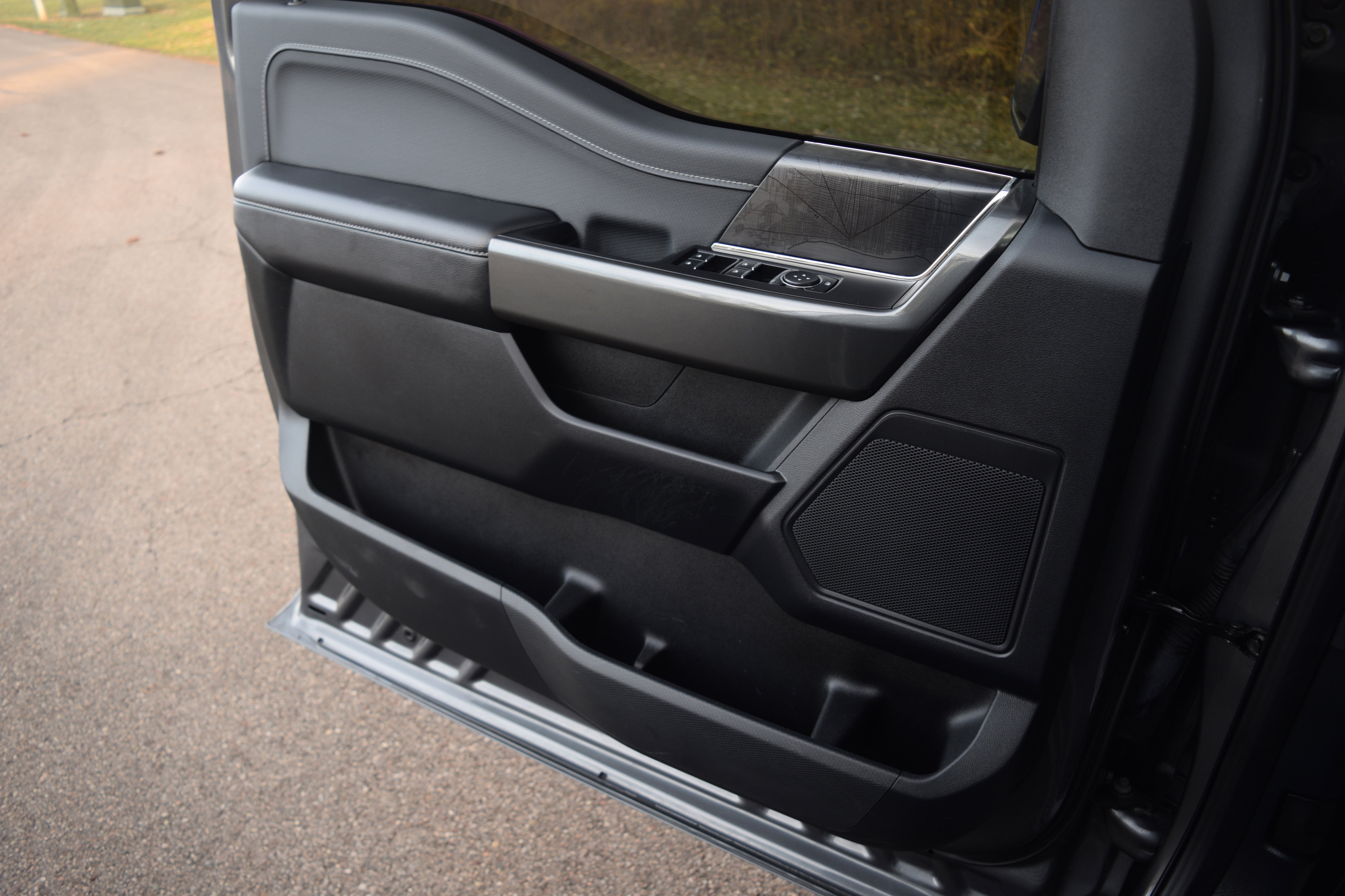 Used 2023 Ford F150 XLT w/ Equipment Group 302A High image 18