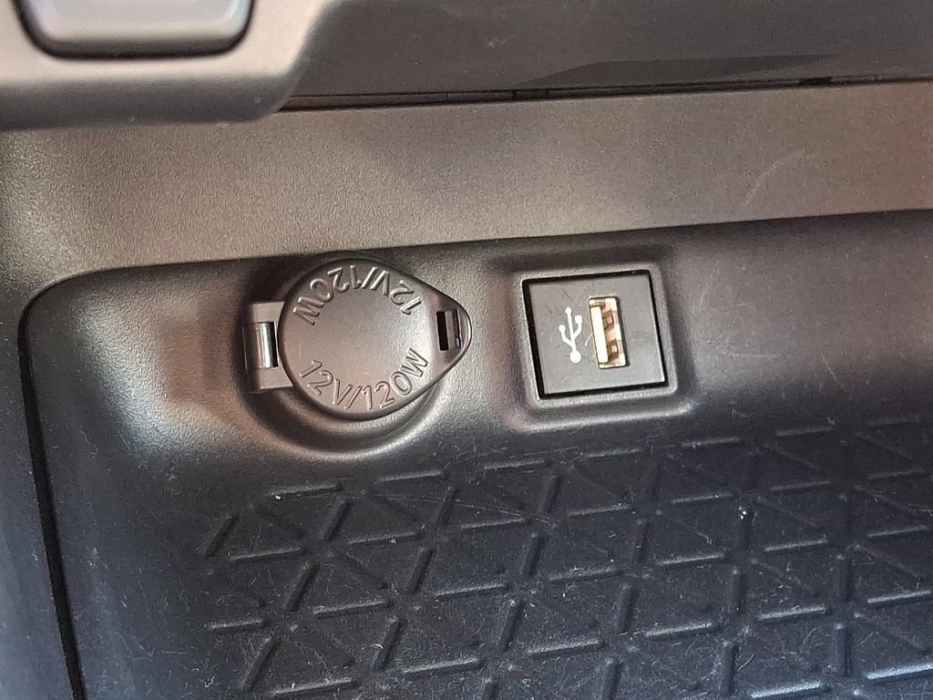 Certified 2024 Toyota RAV4 LE AWD/4WD image 27