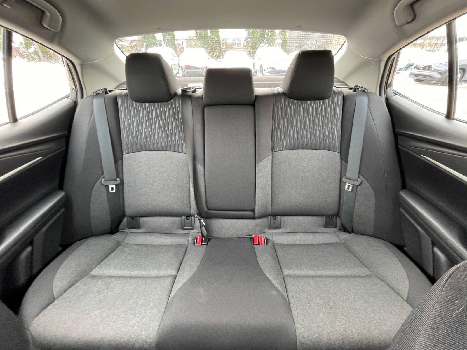 Used 2025 Toyota Camry LE image 38