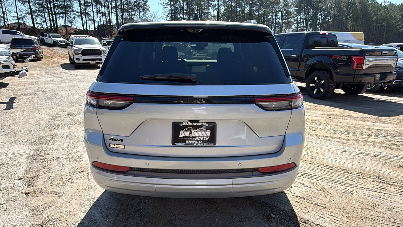 New 2026 Jeep Grand Cherokee Limited AWD/4WD image 9