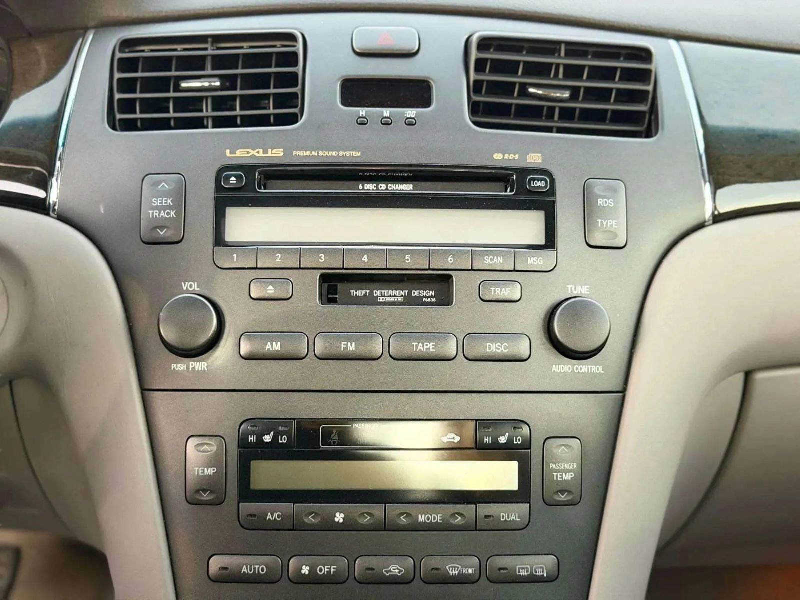 Used 2004 Lexus ES 330 image 14