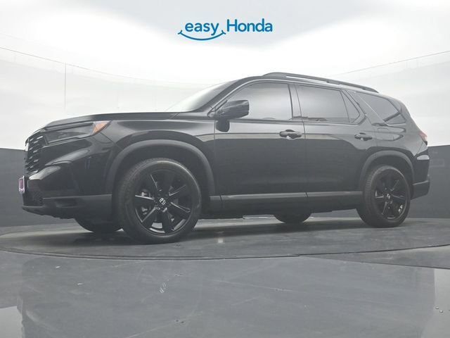 Used 2025 Honda Pilot Black Edition image 30